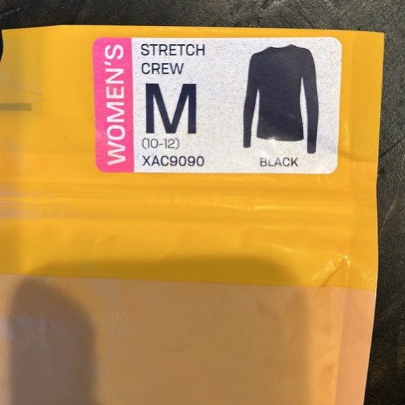 Women’s Magellan Stretch Crew Top Black - Picture 2 of 2